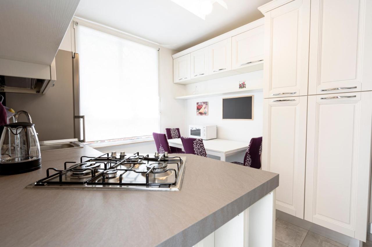 Appia Purple Terrace Apartment In Rome Exterior photo