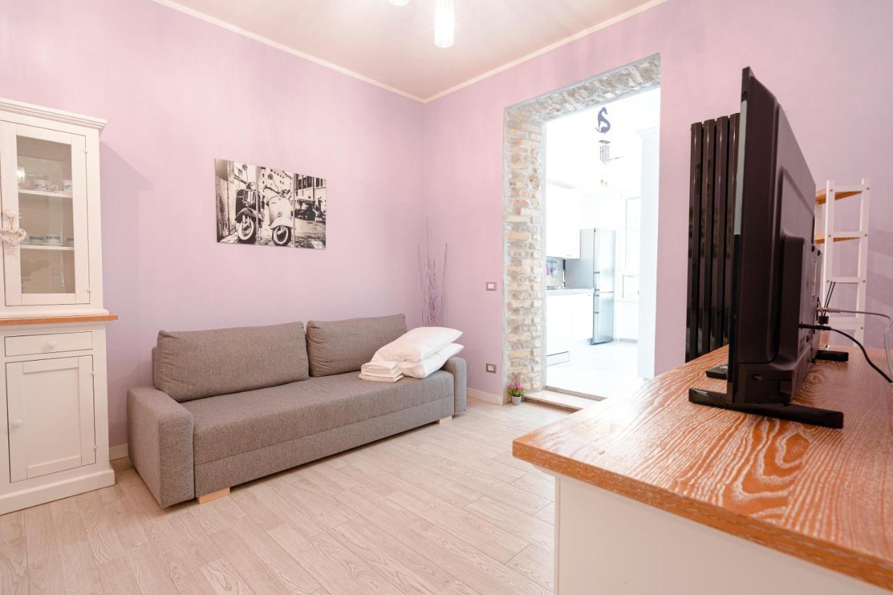Appia Purple Terrace Apartment In Rome Exterior photo
