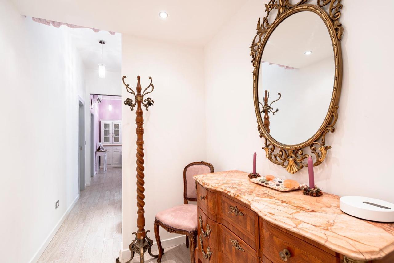 Appia Purple Terrace Apartment In Rome Exterior photo